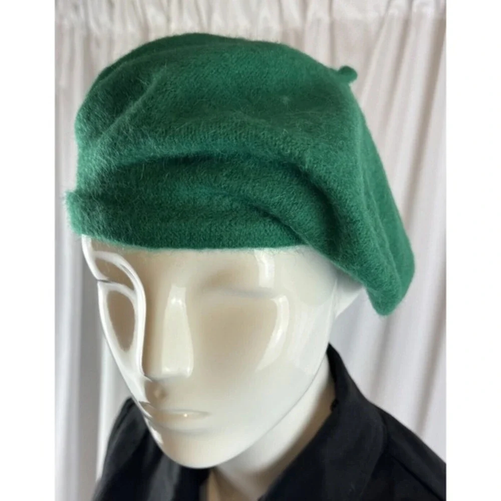 Emerald Green Wool Blend Beret Hat French Style Parisian Winter‎ French 69-03